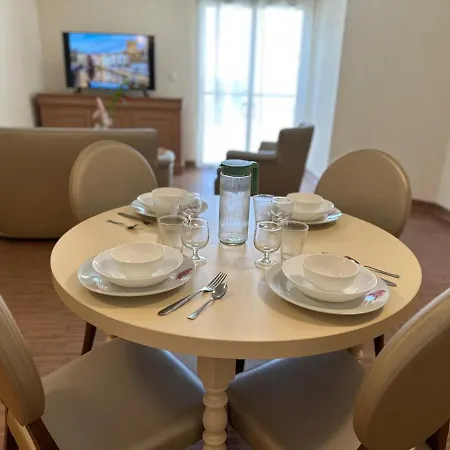 Spacieux T2 A Proximite Des Grands Buffets Appartement *